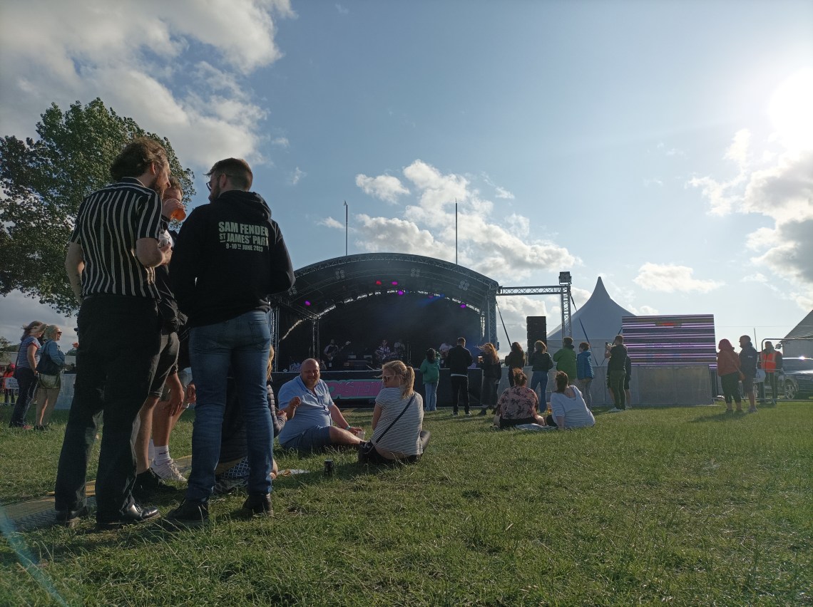 Live: Day 1 of Coastella did not disappoint!