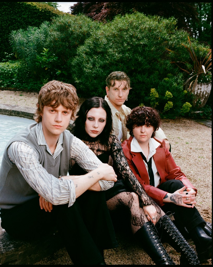 PALE WAVES to tour UK & Ireland in&nbsp;October