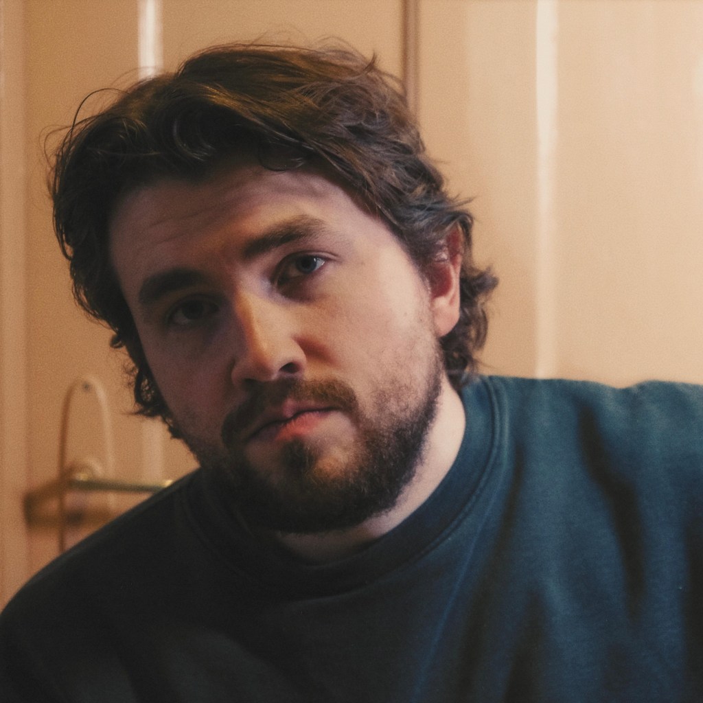EP: Axel Flóvent – Fleeing the&nbsp;Shore