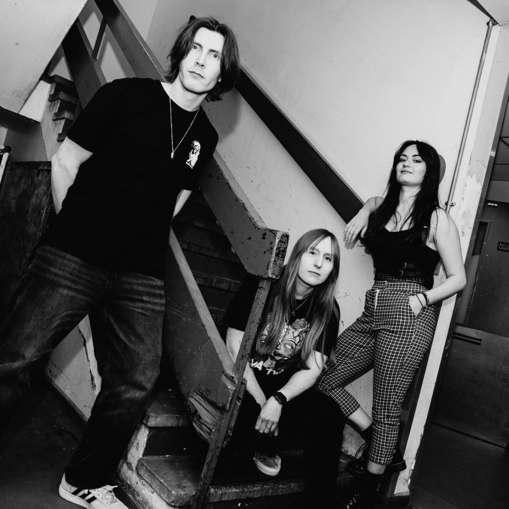 FloodHounds – Own Worst&nbsp;Enemy