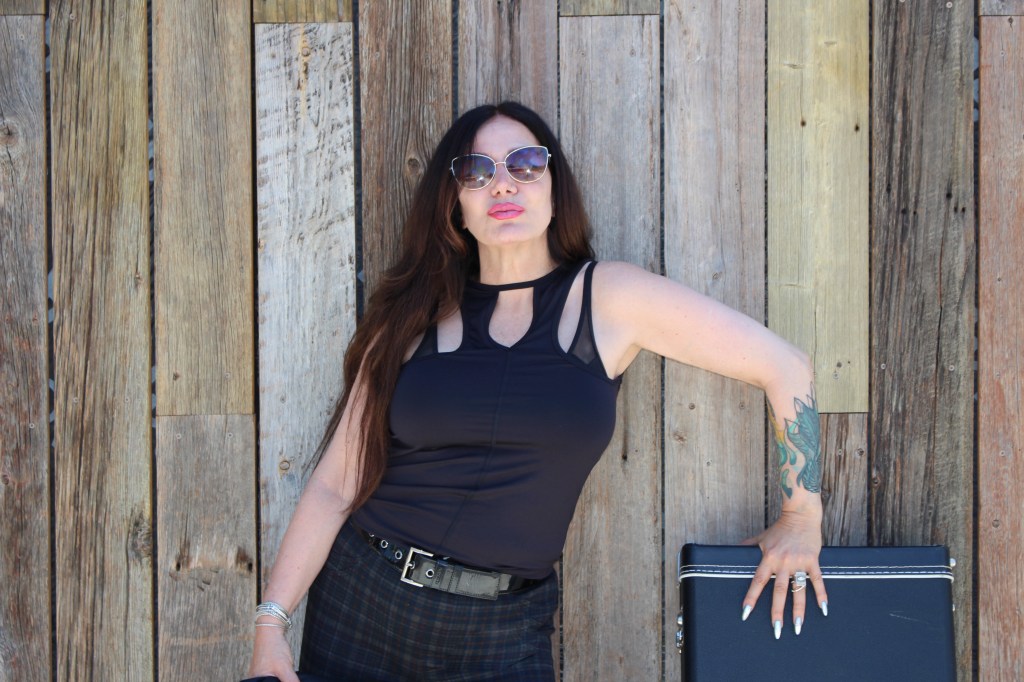 Betty Moon – Hunger&nbsp;Pain